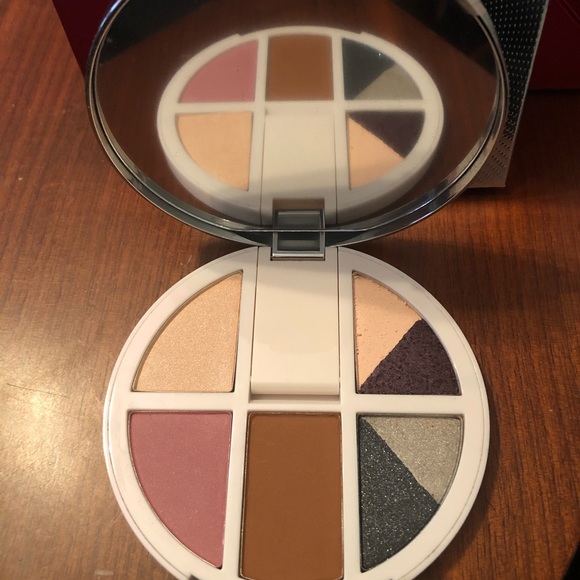 PÜR Vanity Palette Eyes and Cheek - Goal Digger - Picture 2 of 5
